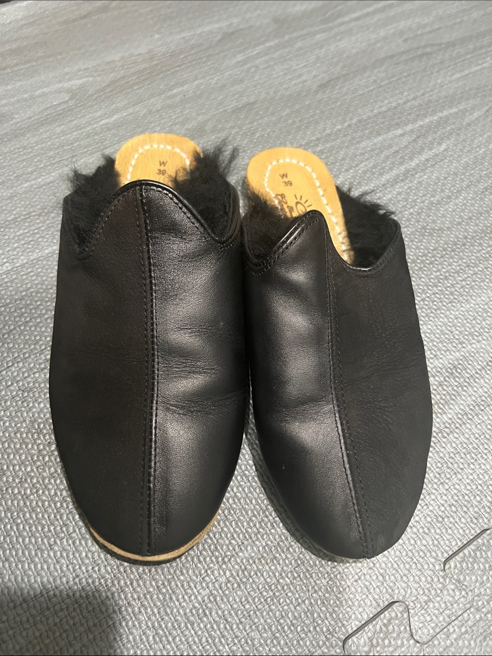Sabah Baba shearling lined mules